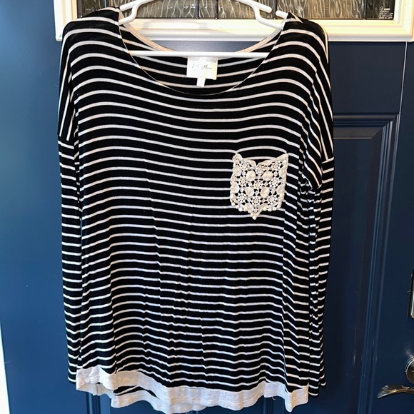 Tops - Women’s stripe top